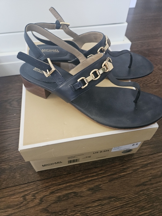 Michael Kors Navy Slingback Thong Sandals with Gold Chain - Picture 2 of 6